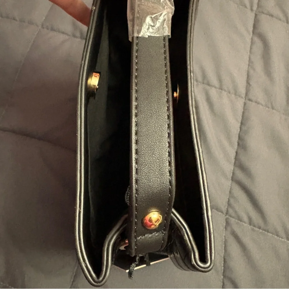NWT AOTA Elena Vegan Leather Bucket Bag with Detachable Crossbody